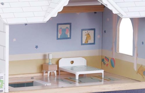 בית בובות רב קומות מפואר מעץ