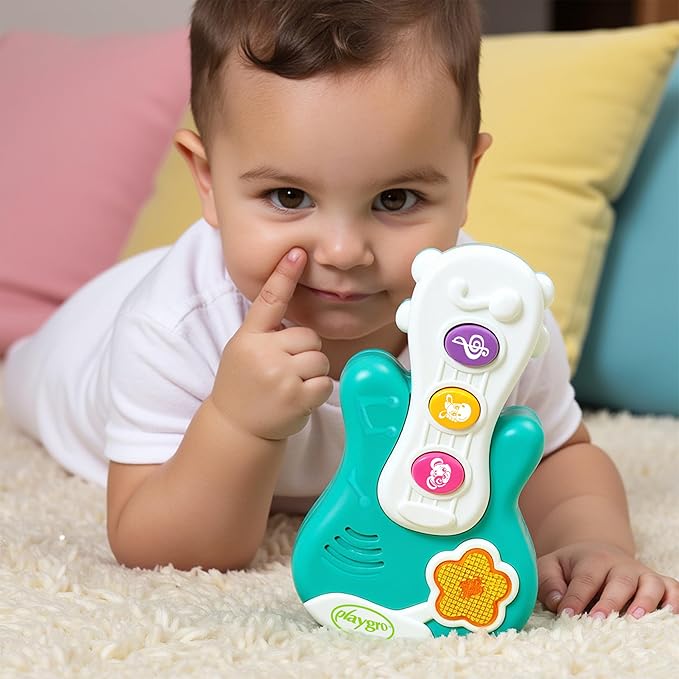 גיטרה עם תאורת סטרימר קטן